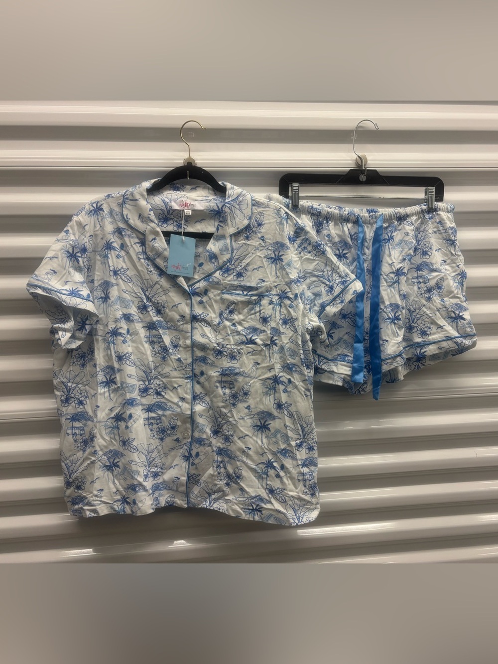 🆕Night Sweet Thing Pajama Top and Bottom Shorts w/ Tropical Sketch Print Size 12